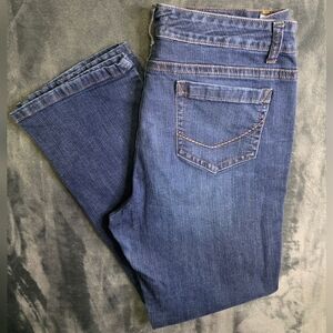 Code Bleu Women's Gwen Short Straight Leg Jeans
